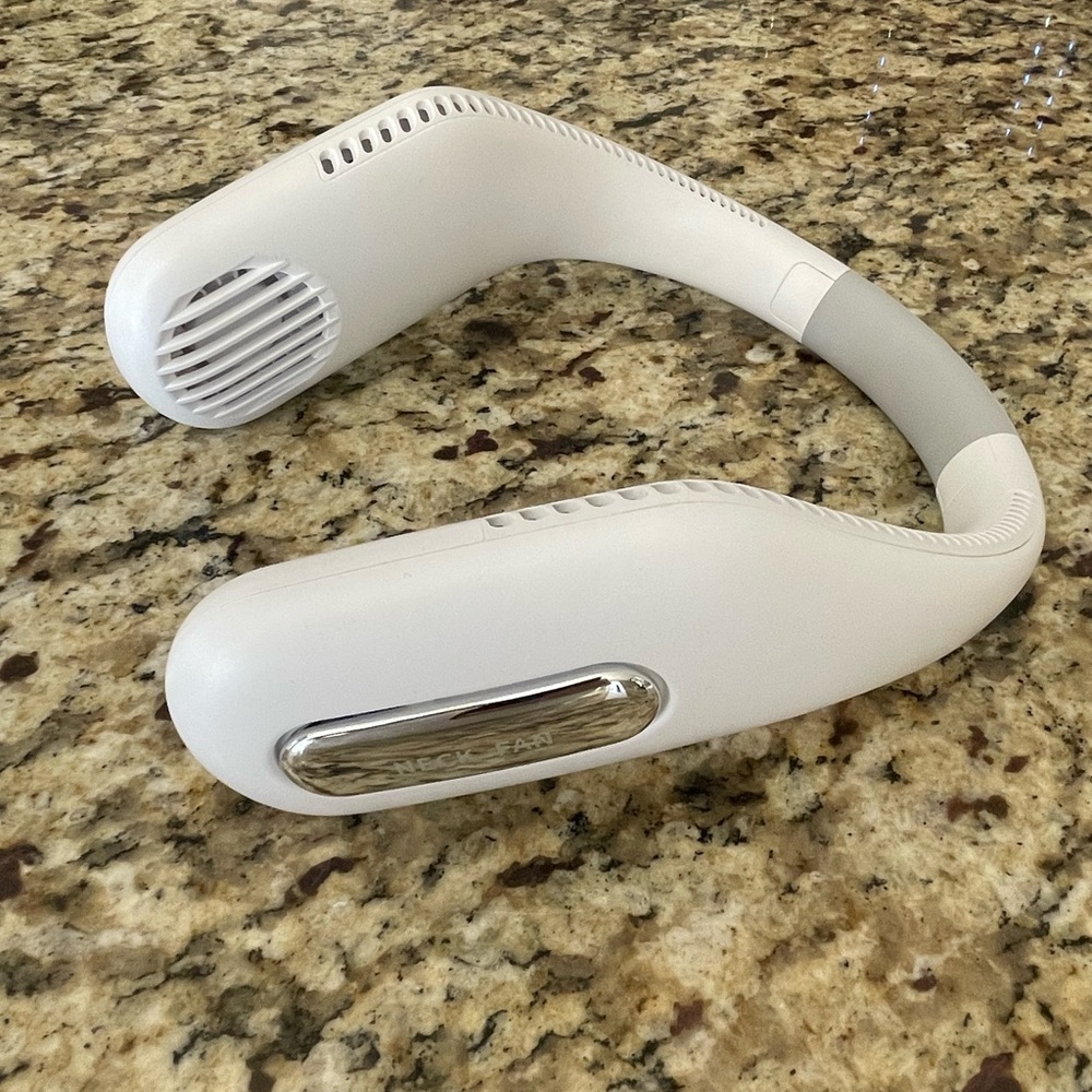 Bladeless Neck Fan White - Picture 3 of 9